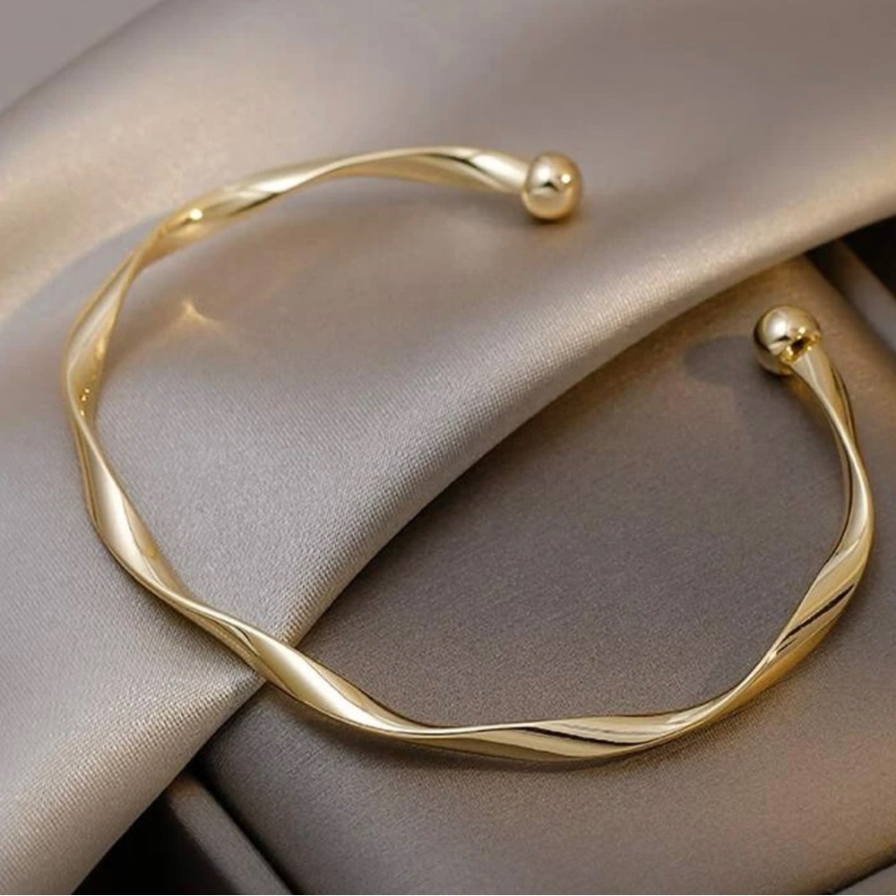 Twist Style Cuff Bracelet